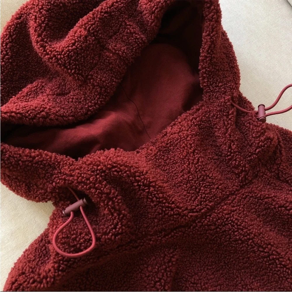 Vince Cozy Faux Sherpa shearling Pullover Hoodie in Anise red medium sweatshirt - Picture 11 of 17